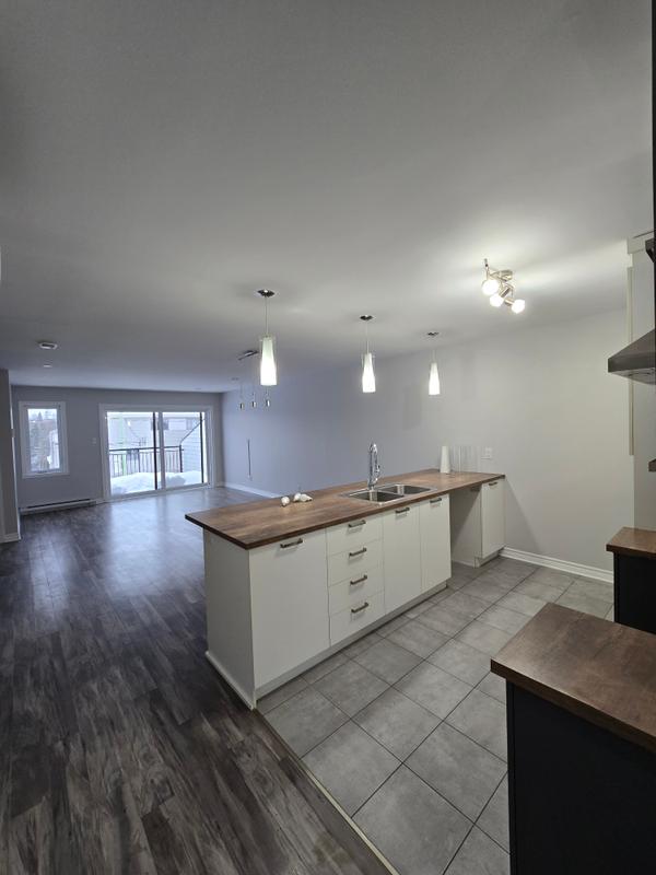 5.5 neuf à Granby - Secteur Mont-Brome avec balcon